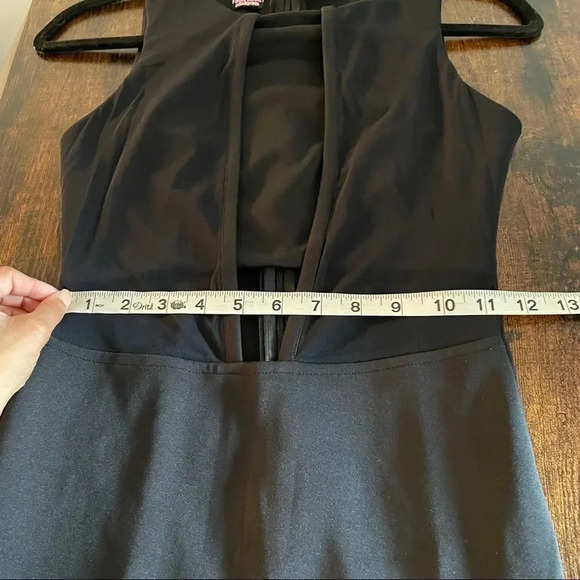 Midi Bodycon cutout mesh dress - Picture 10 of 13